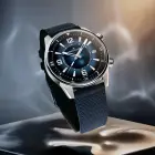 Jaeger-LeCoultre Polaris Date: Gebaut für die Tiefe, getragen zum Dinner. Beides steht ihr.