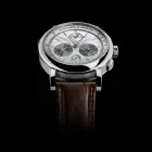 Lange Triple Split: Der Größenwahn trägt Grau
